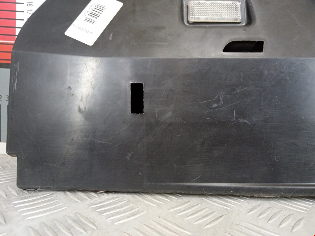 Накладка декоративная VOLKSWAGEN Touareg 2002-2010