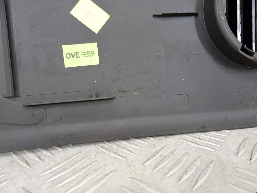 Накладка декоративная VOLKSWAGEN Touareg 2002-2010