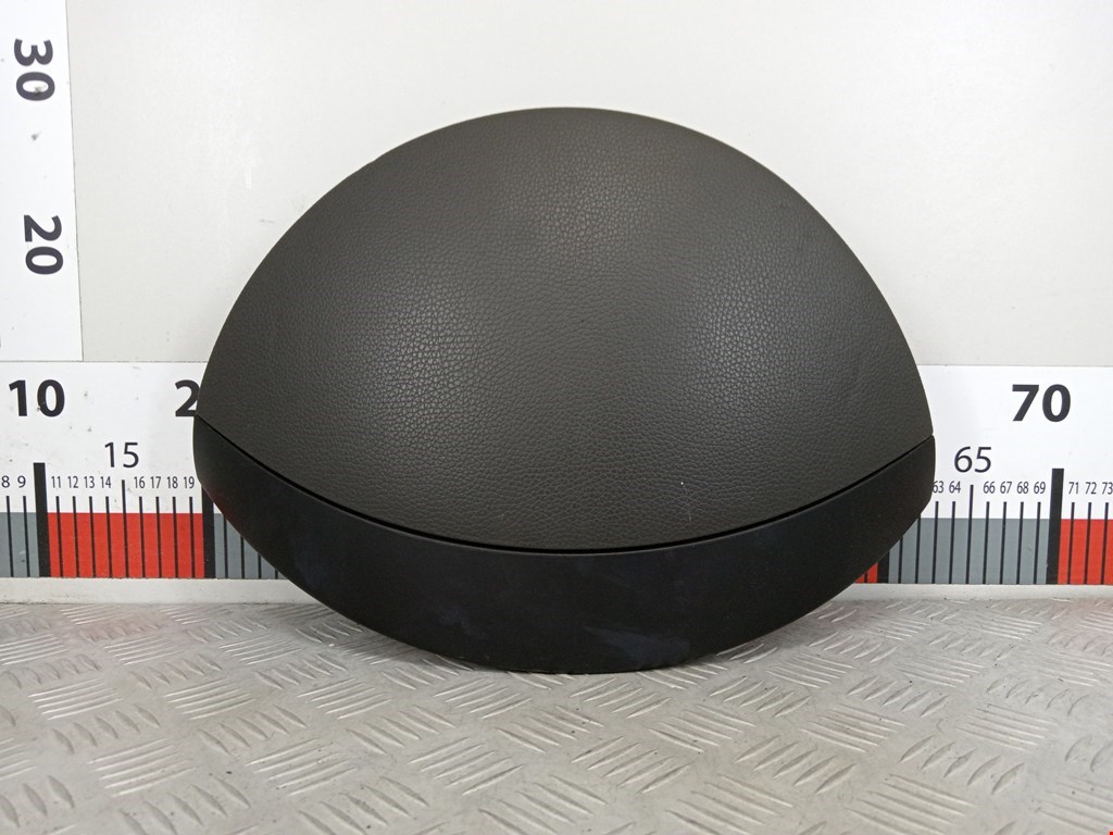 Накладка декоративная VOLKSWAGEN Touareg 2002-2010