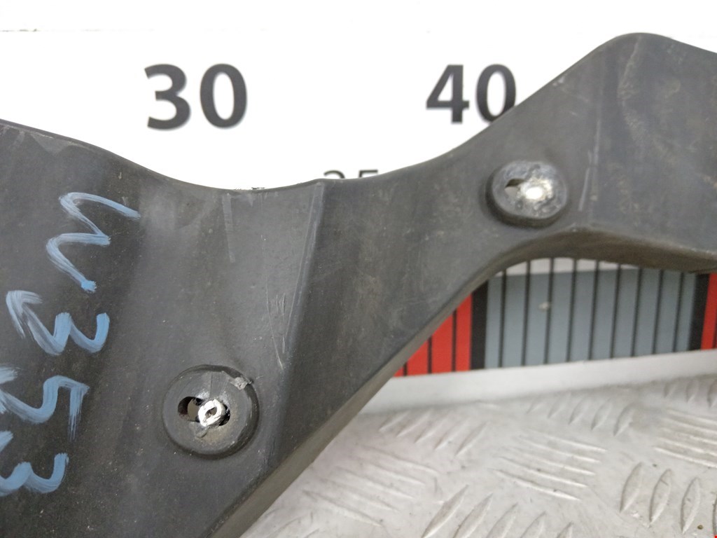 Кронштейн переднего бампера левый FORD Focus II 2005-2011