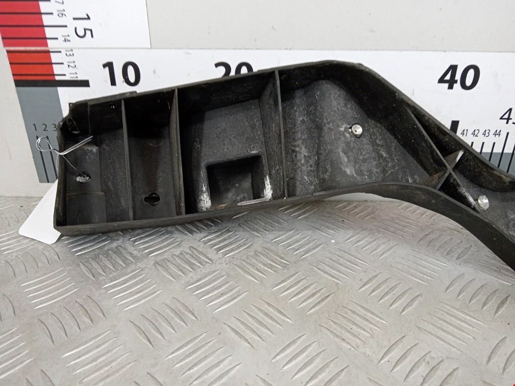 Кронштейн переднего бампера левый FORD Focus II 2005-2011