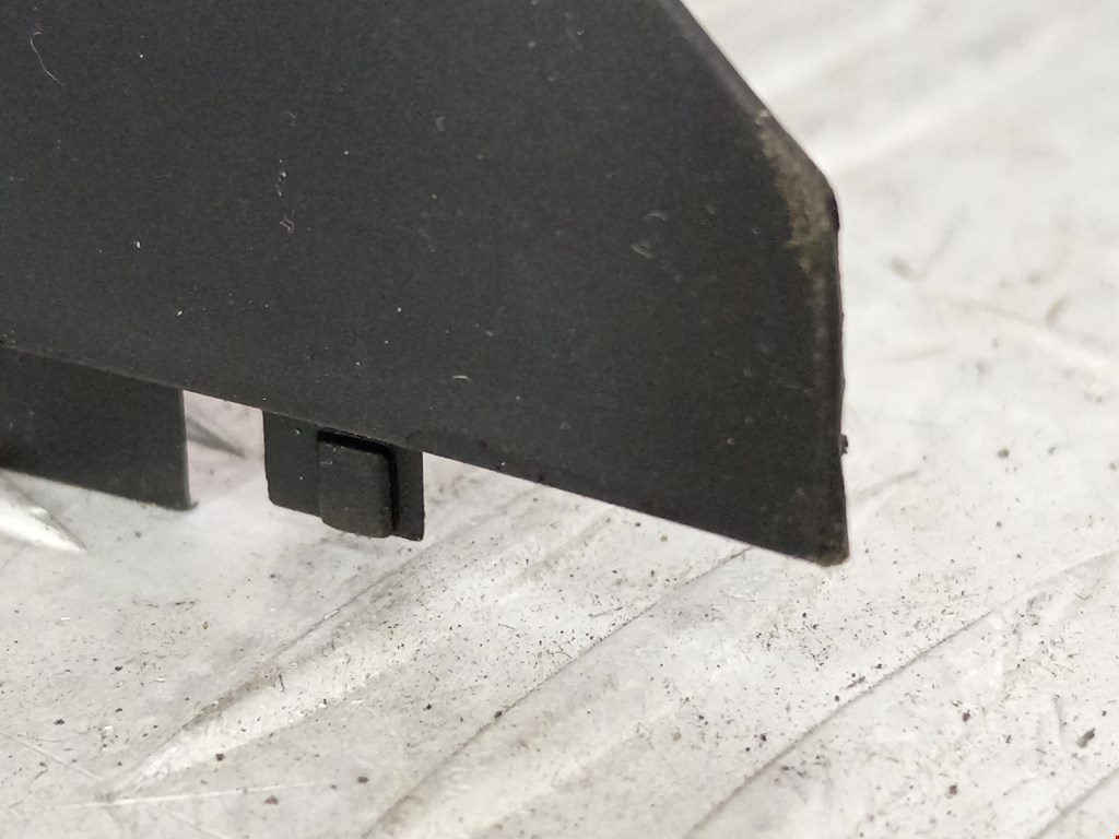 Накладка декоративная VOLKSWAGEN Touareg 2002-2010