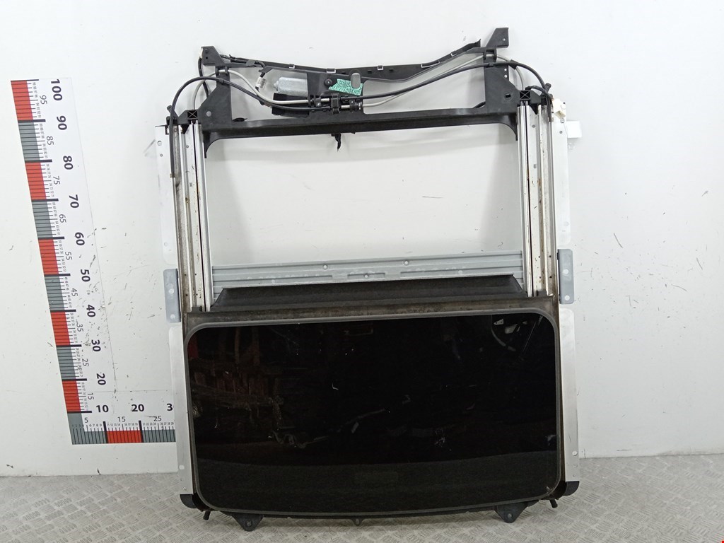 Люк в сборе электрический JEEP Grand Cherokee WK 2004-2010