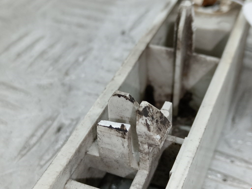 Кронштейн переднего бампера левый FORD Focus II 2005-2011