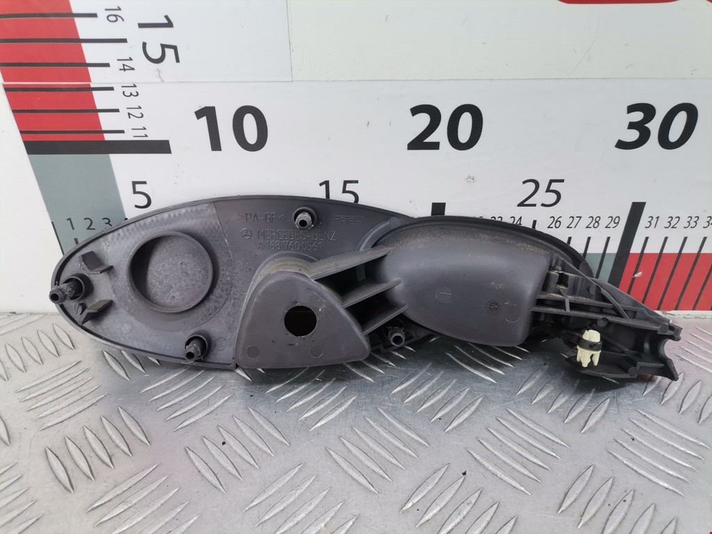 Ручка дверная задняя внутренняя левая MERCEDES-BENZ A-Class W168 1997-2004