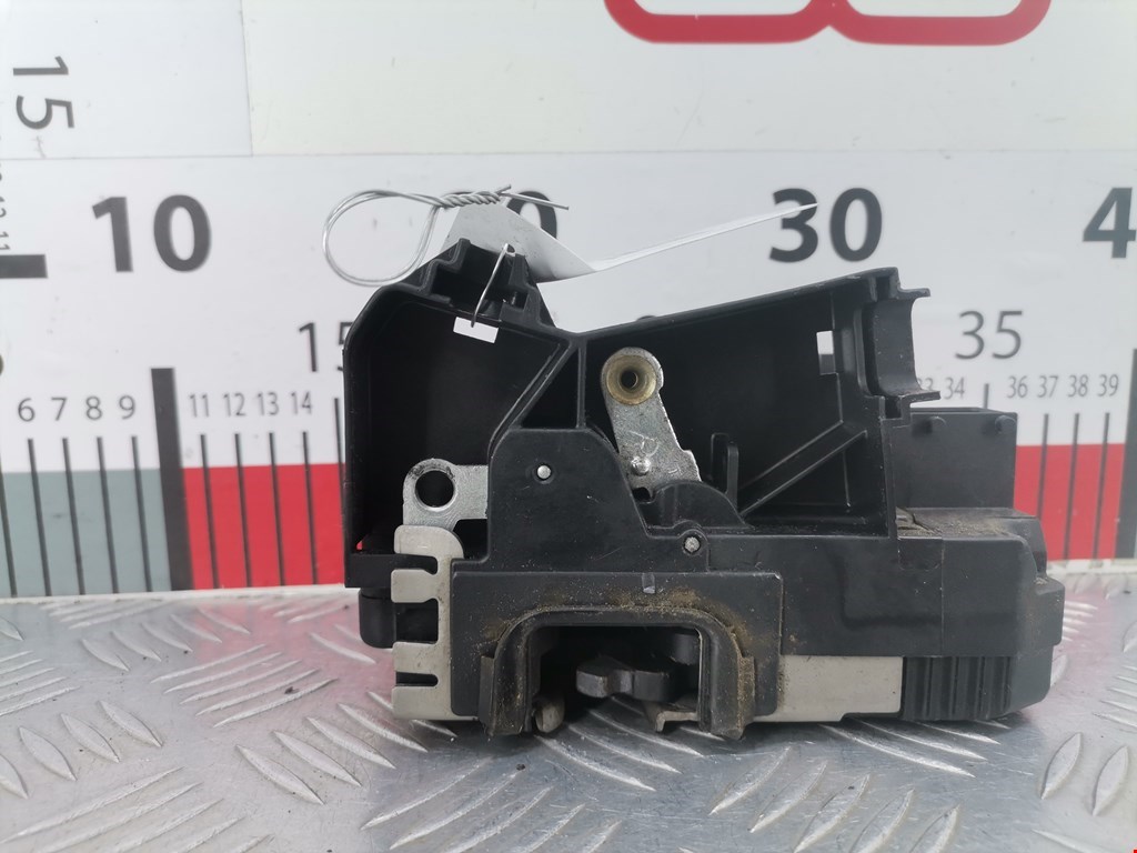 Замок двери передней правой OPEL Zafira A 1999-2005