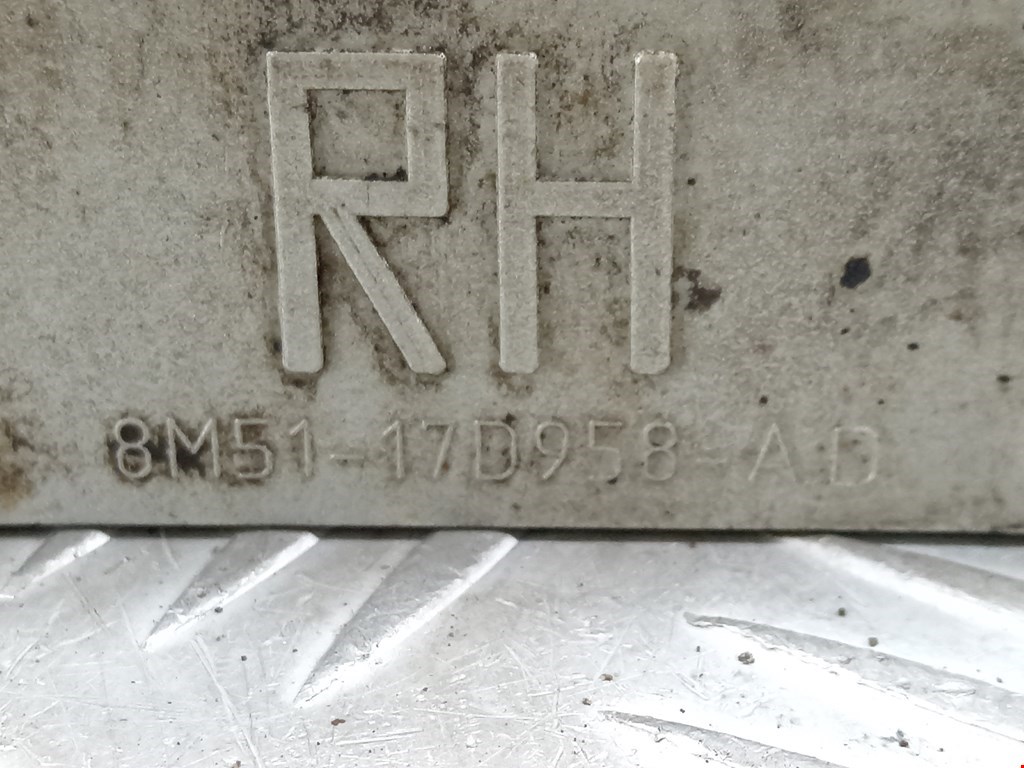 Кронштейн переднего бампера правый FORD Focus II 2005-2011