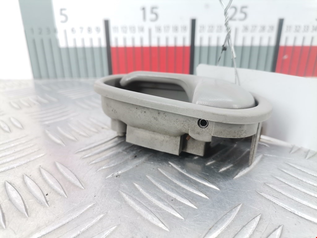 Ручка дверная передняя внутренняя левая MAZDA Demio DW 1996-2002