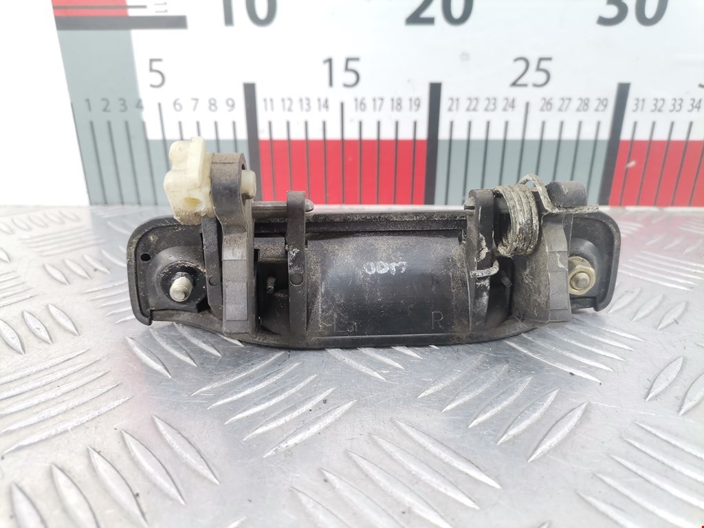 Ручка двери передней наружная левая MAZDA Demio DW 1996-2002