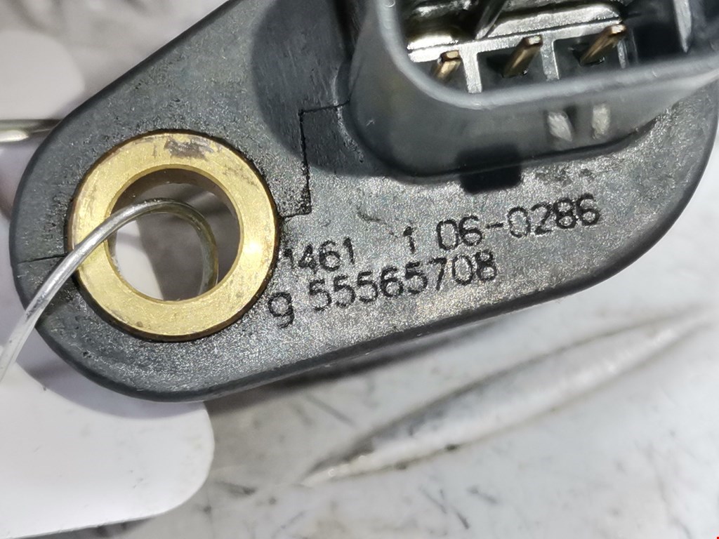 Датчик положения распредвала OPEL Insignia 2008-2017