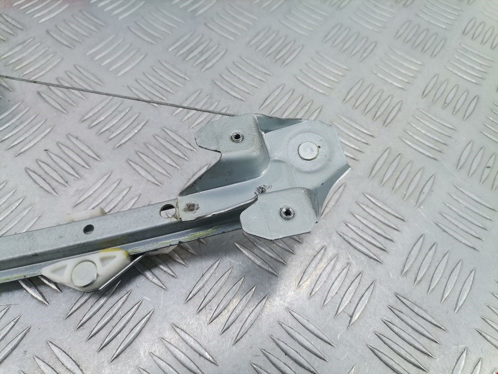 Стеклоподъемник задний правый OPEL Astra H/Family 2004-2015