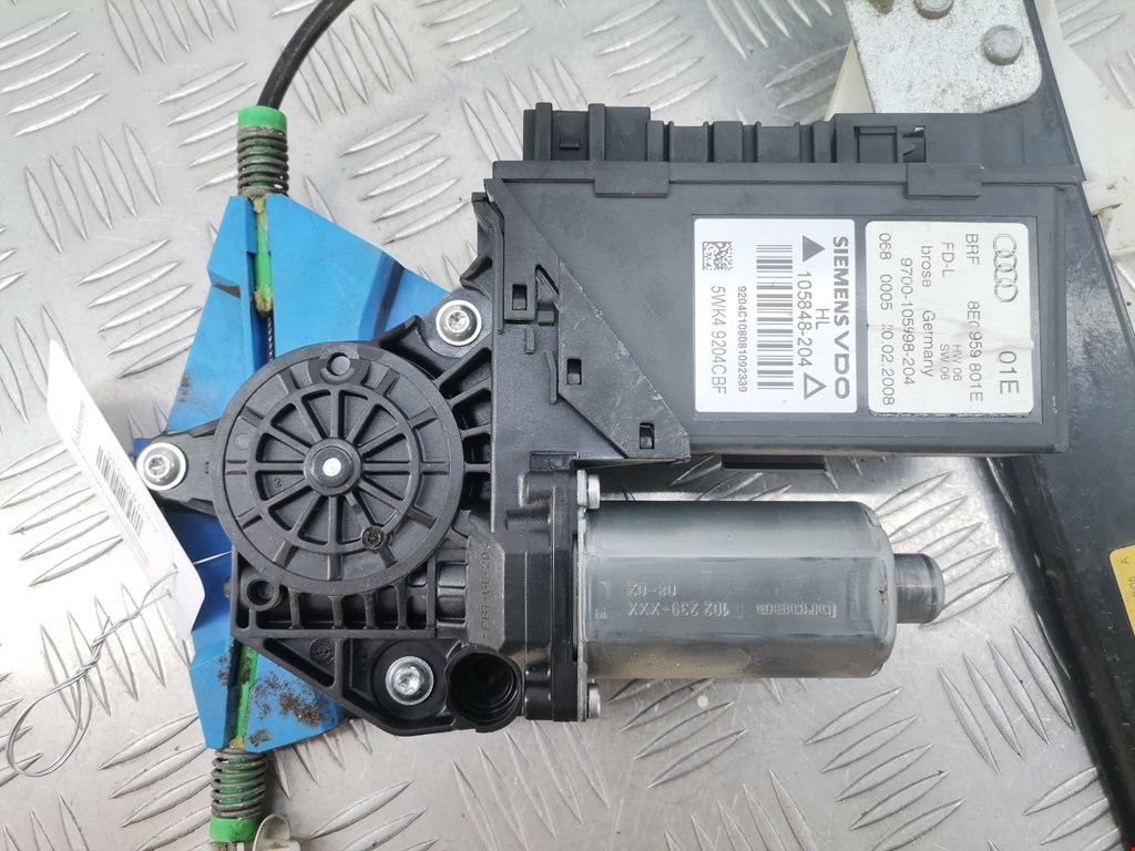 Стеклоподъемник задний левый AUDI A4 B7 2004-2007