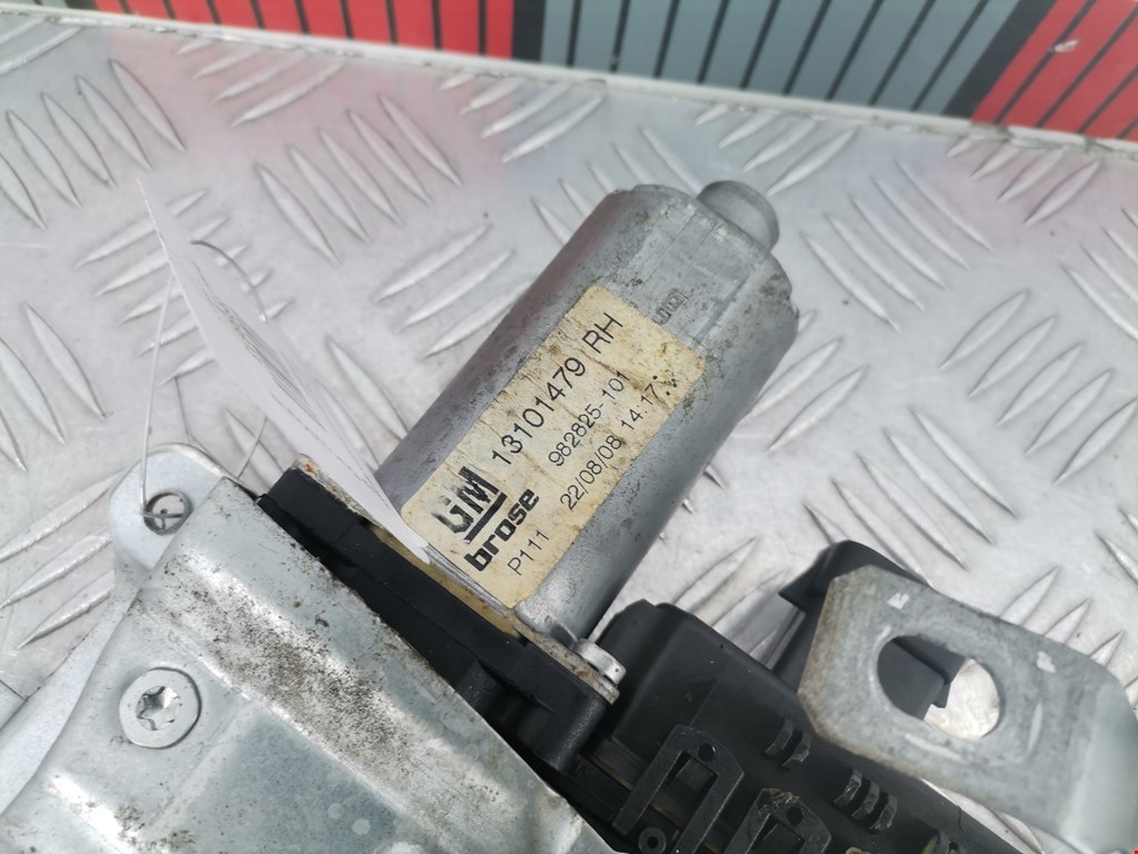 Стеклоподъемник передний правый OPEL Astra H/Family 2004-2015