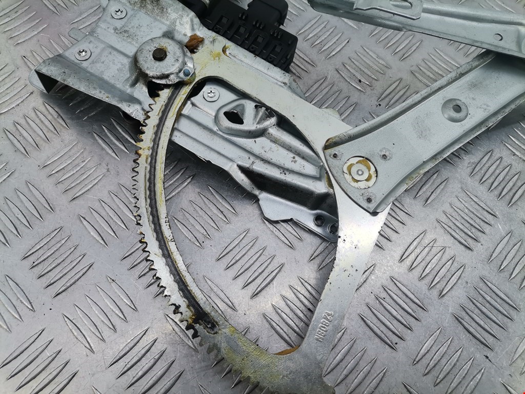 Стеклоподъемник передний правый OPEL Astra H/Family 2004-2015