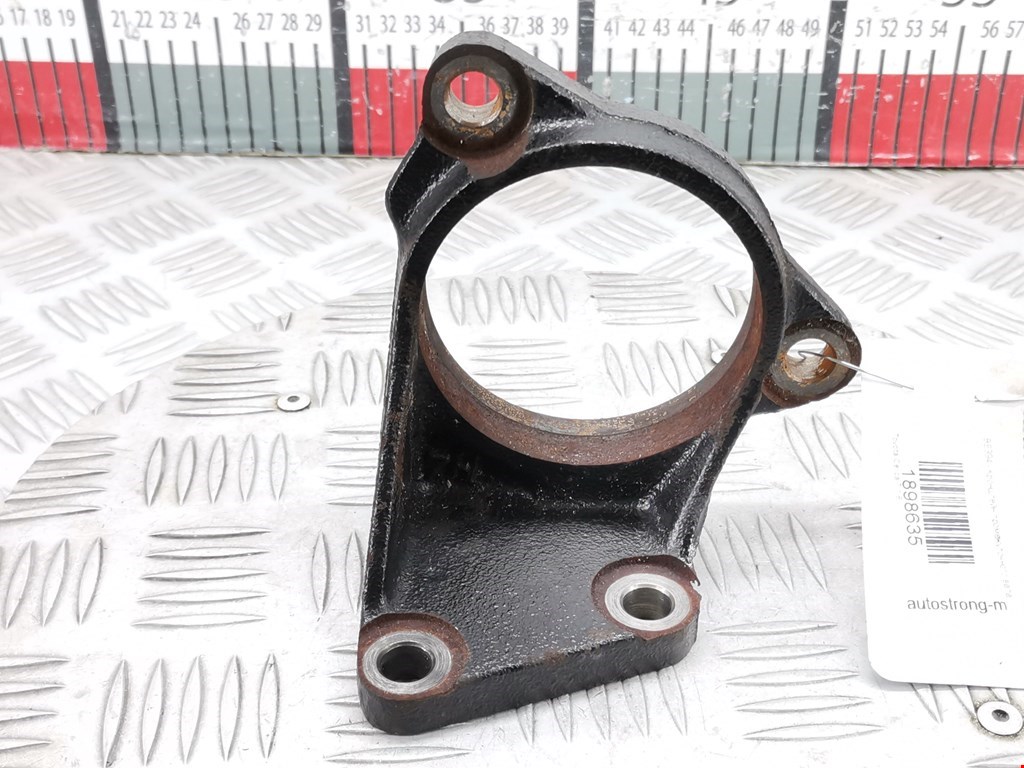 Кронштейн КПП TOYOTA Celica T230 1999-2006