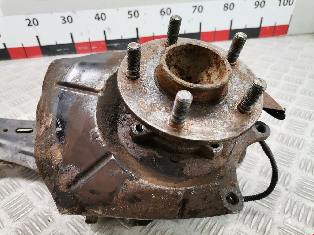 Ступица задняя правая FORD Focus II 2005-2011