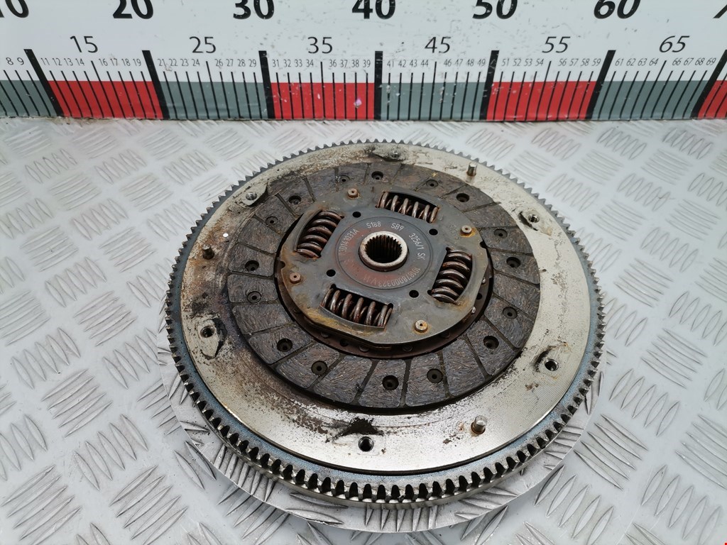 Маховик (демпфер сцепления) VOLKSWAGEN Fox 2005-2011