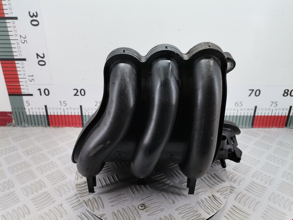 Коллектор впускной VOLKSWAGEN Fox 2005-2011