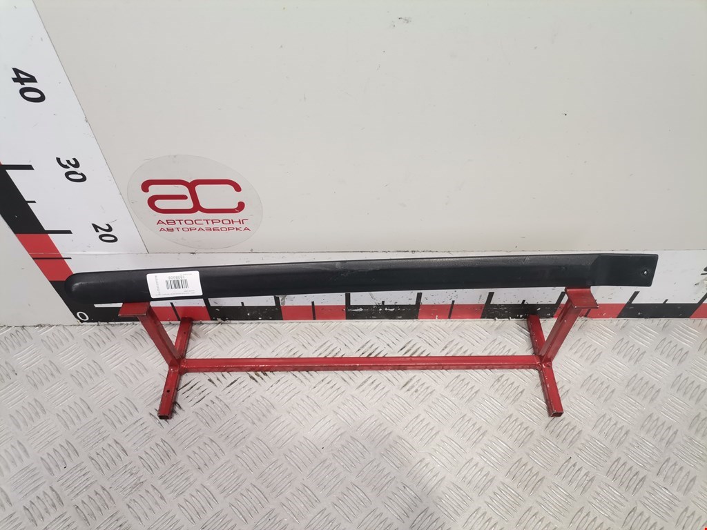 Накладка (молдинг) двери задней правой Ford Fusion (2002-2012)