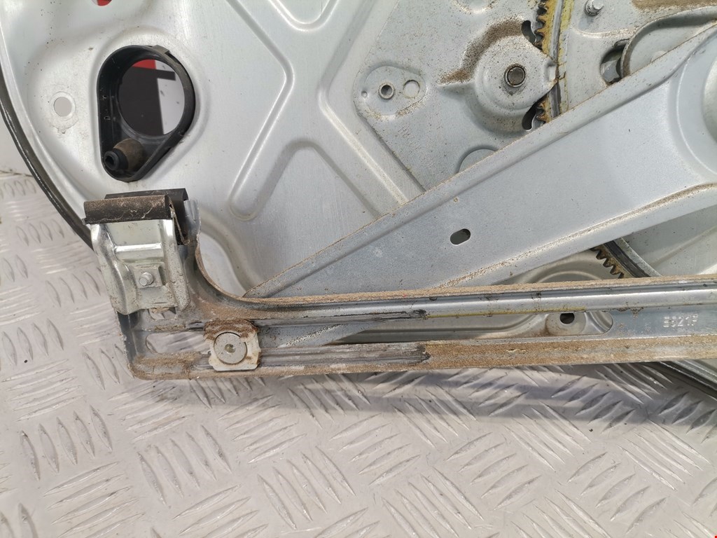 Стеклоподъемник передний правый VOLVO C30 2006-2013