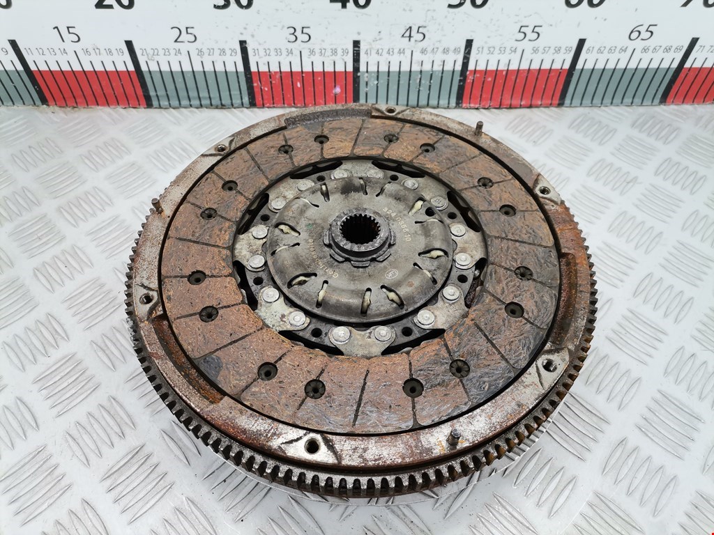 Маховик (демпфер сцепления) VOLKSWAGEN Passat B6 2005-2011