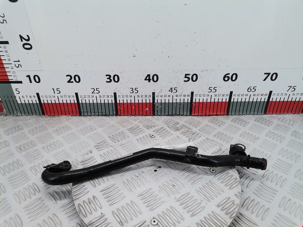 Патрубок VOLKSWAGEN Passat B6 2005-2011