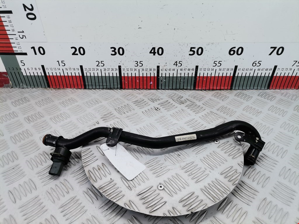 Патрубок VOLKSWAGEN Passat B6 2005-2011