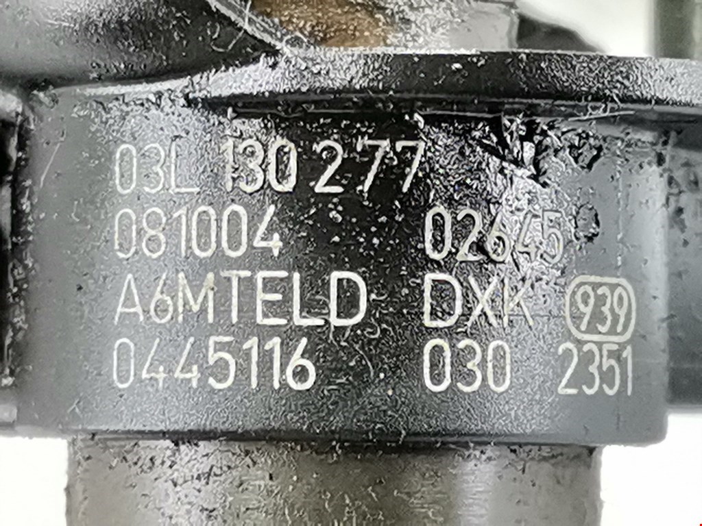 Форсунка дизельная электрическая VOLKSWAGEN Passat B6 2005-2011