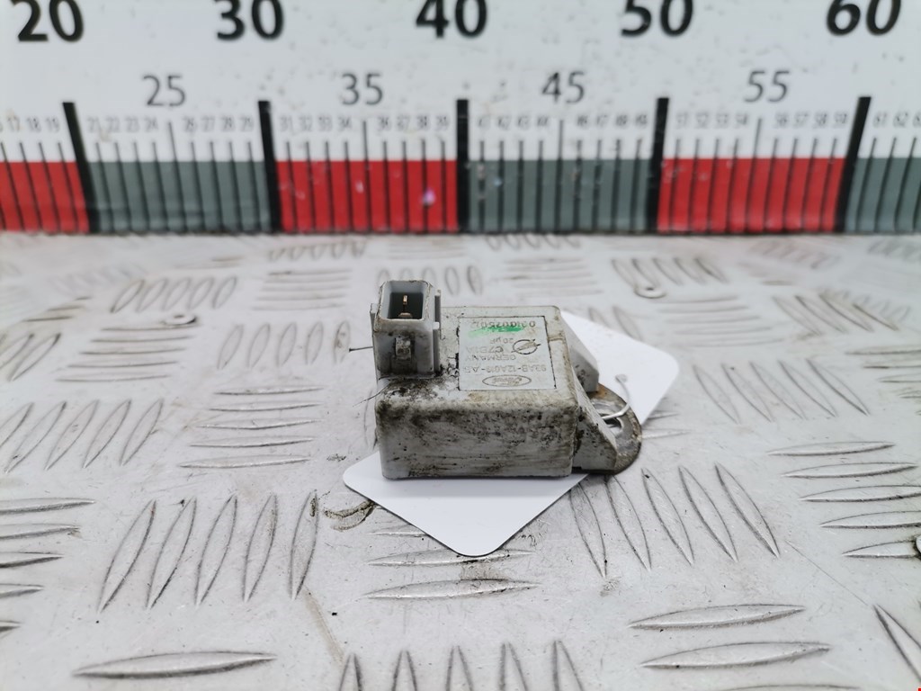 Коммутатор зажигания Ford Mondeo 3 (2000-2007)