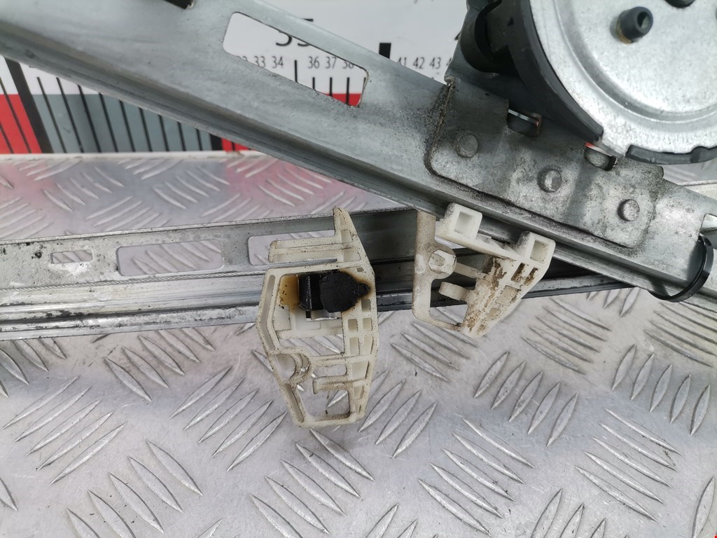 Стеклоподъемник передний правый PEUGEOT 206 1998-2012