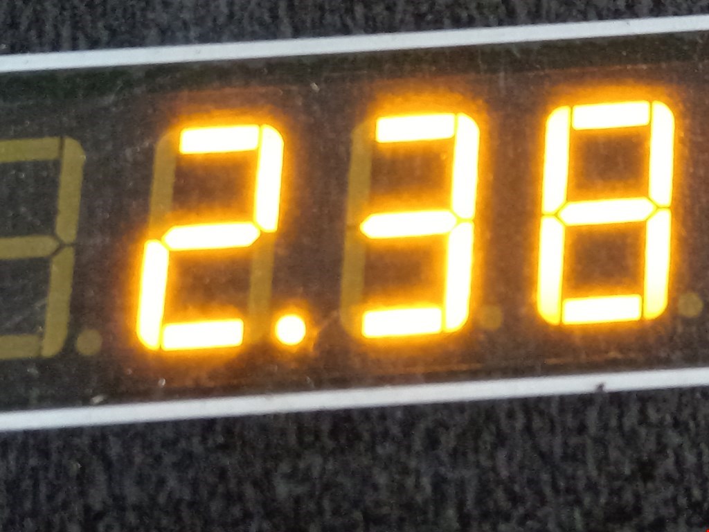 Амортизатор передний левый VOLKSWAGEN Passat B5 1997-2005