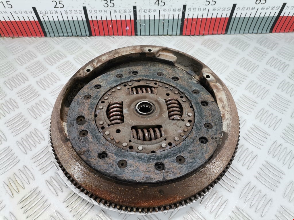 Маховик (демпфер сцепления) OPEL Astra H/Family 2004-2015