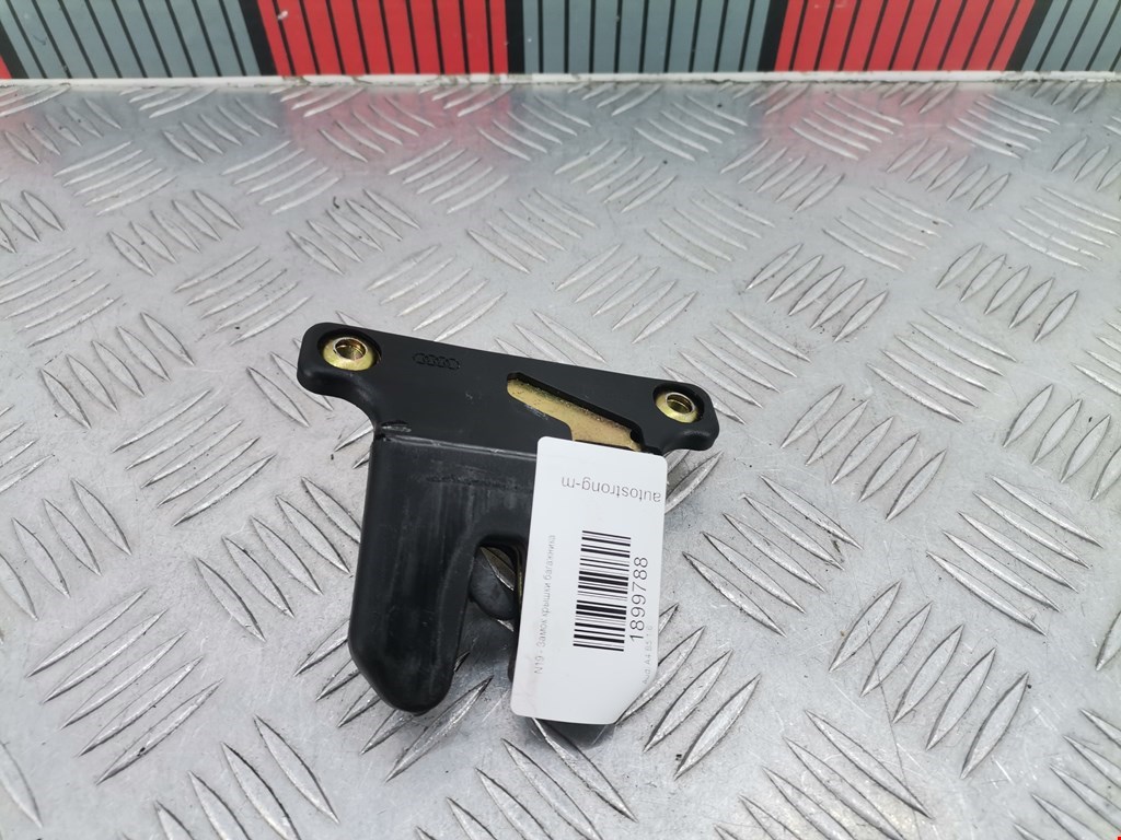 Замок багажника (крышки двери) AUDI A4 B5 1995-2001