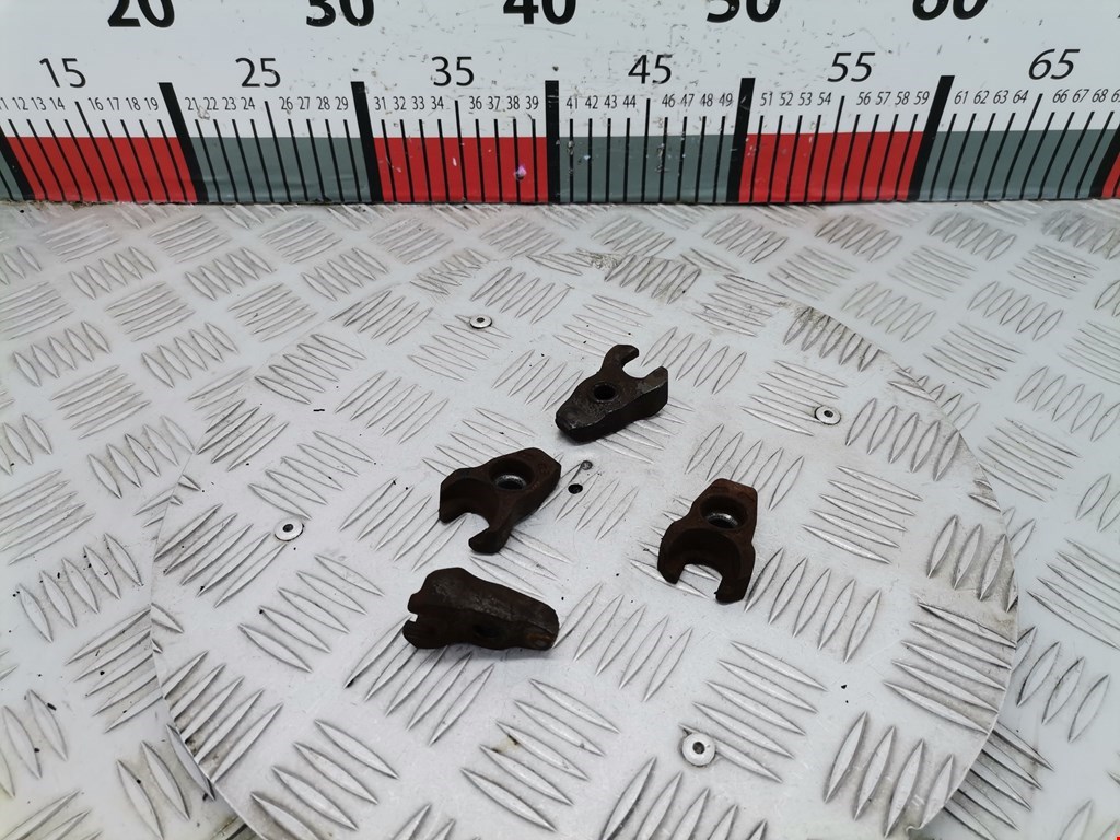 Кронштейн форсунки PEUGEOT 4007 2007-2012