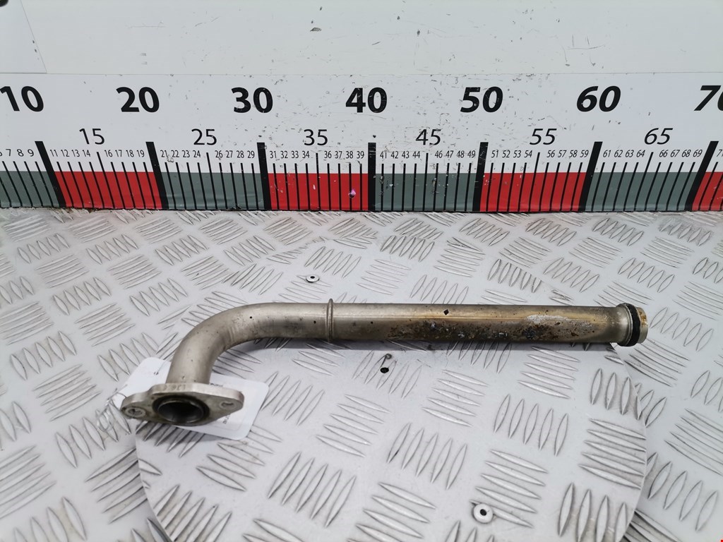 Патрубок системы охлаждения Opel Astra H (2004-2014)