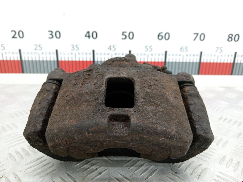 Суппорт передний правый Opel Frontera B (1998-2004)