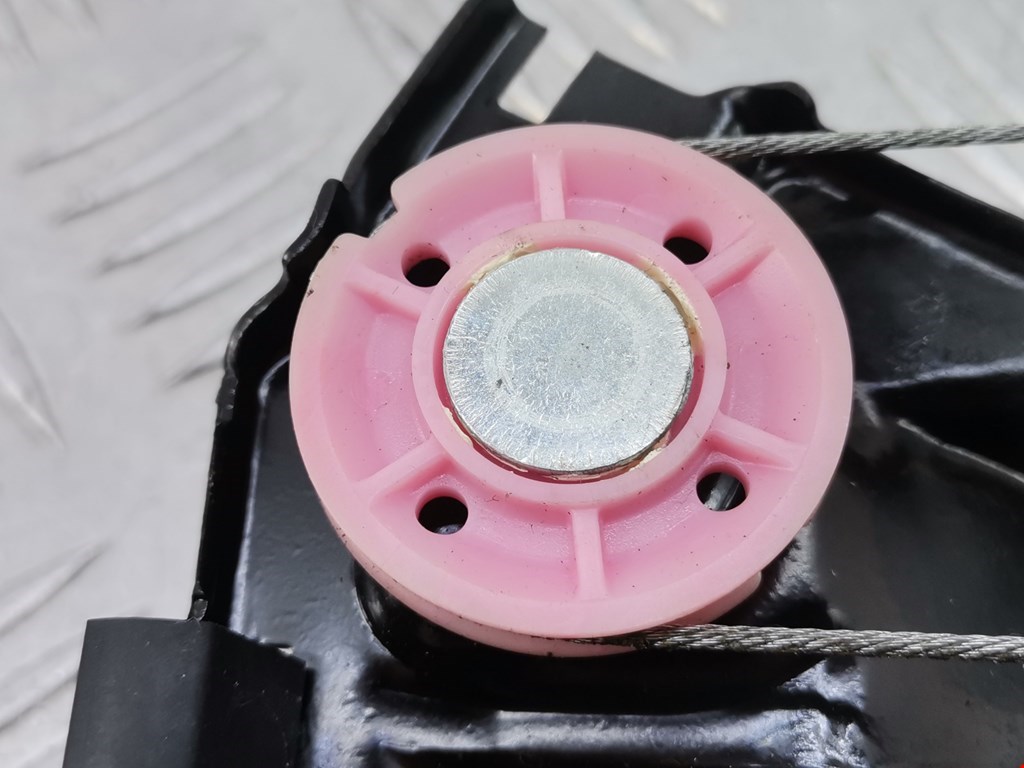 Стеклоподъемник передний правый FIAT Bravo 2007-2014