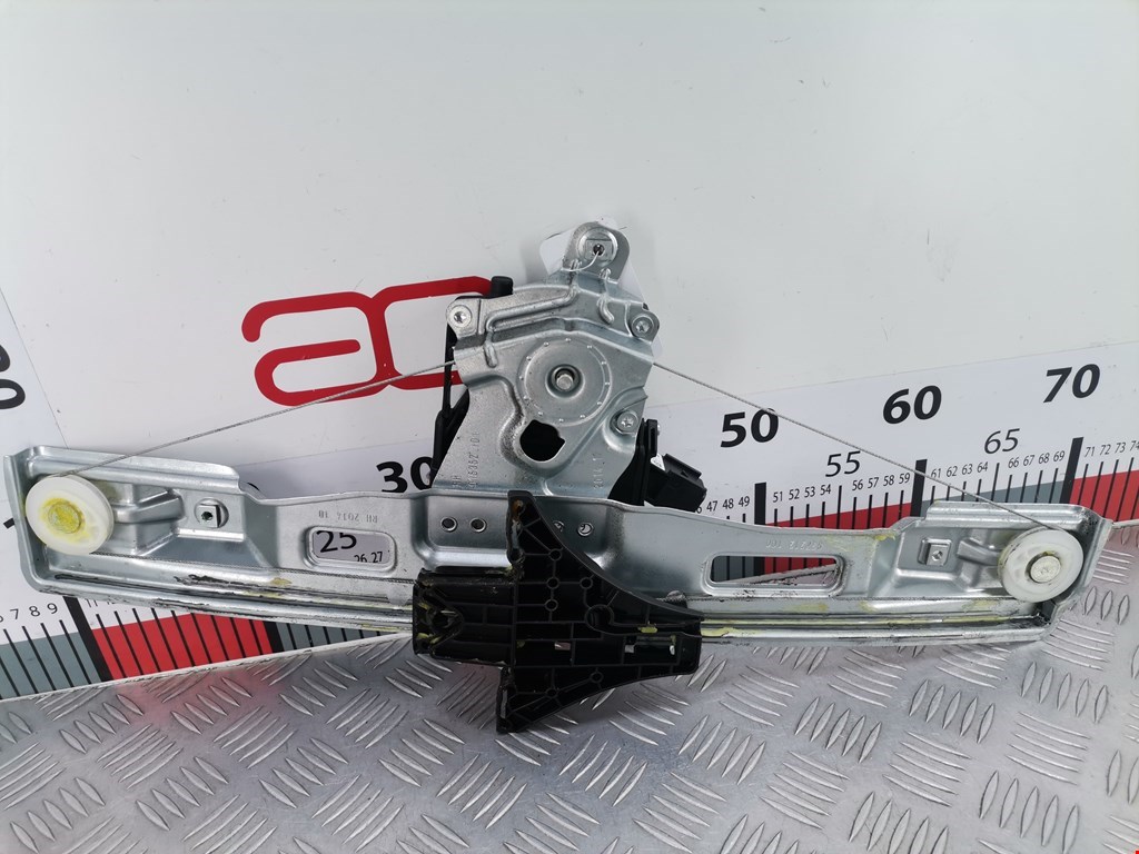 Стеклоподъемник задний правый OPEL Zafira C 2012-2019