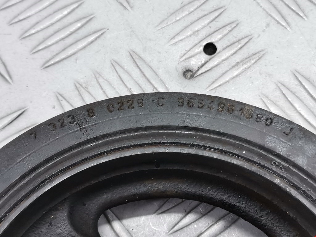 Шестерня коленвала (шкив) CITROEN C4 I 2004-2014