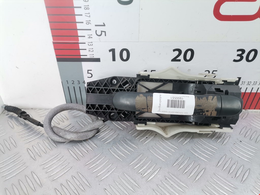 Ручка двери передней наружная левая SKODA Rapid 2012-2020