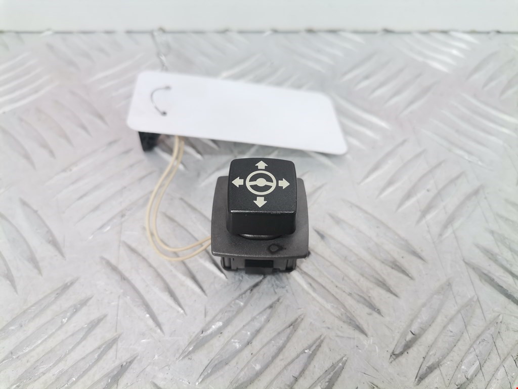 Переключатель (джойстик) регулировки рулевой колонки BMW 7-Series (E65/E66) (2001-2008)