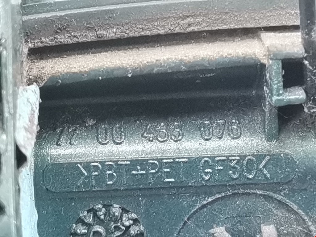 Ручка двери передней наружная правая RENAULT Megane I 1996-2002