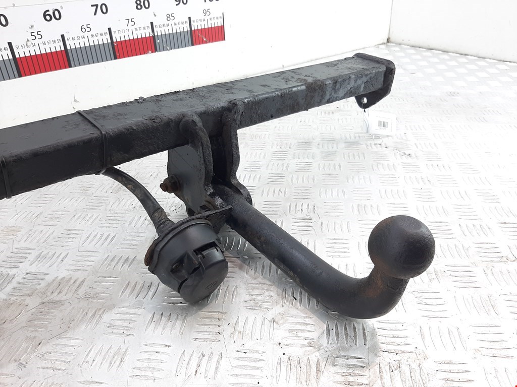 Фаркоп (прицепное устройство) HYUNDAI Tucson l 2004-2010