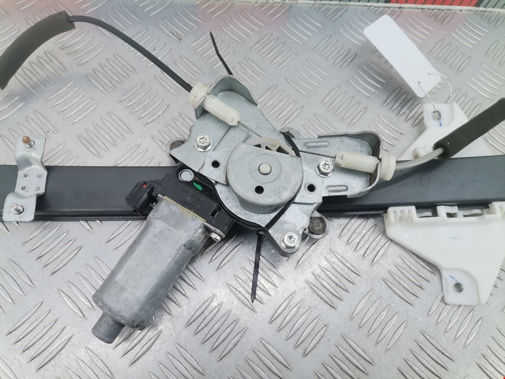 Стеклоподъемник передний левый SSANG YONG Rodius 2004-2013