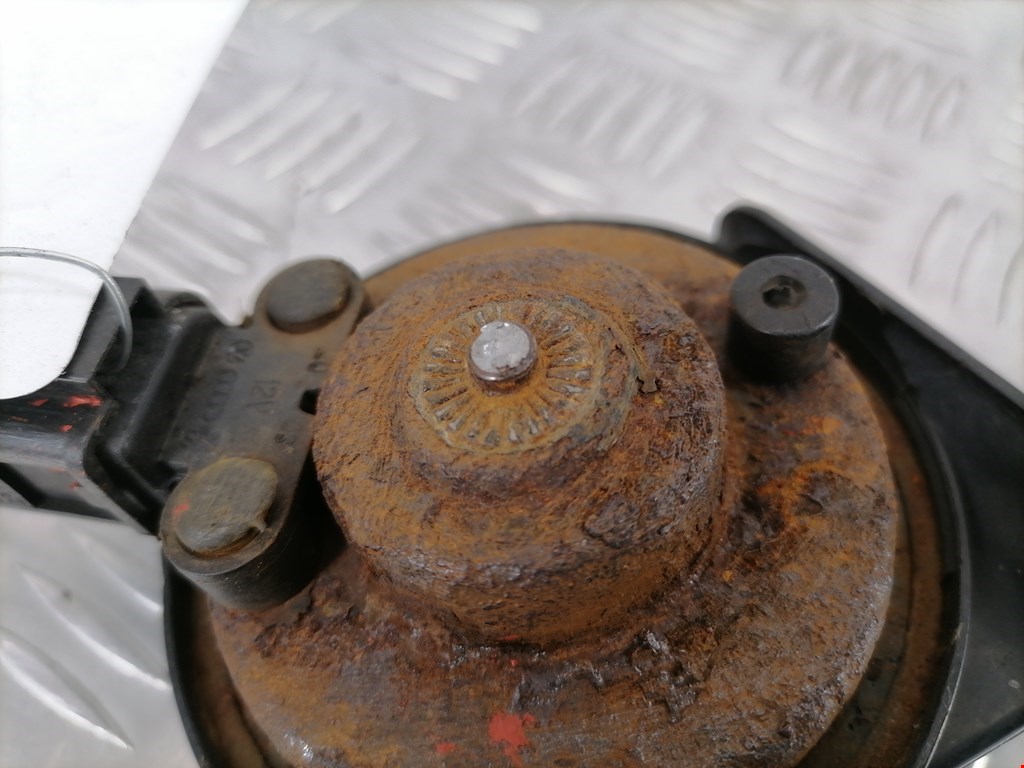 Сигнал звуковой (гудок клаксон) AUDI A6 C5 1997-2004