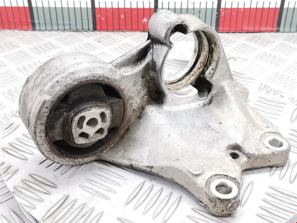 Кронштейн КПП PEUGEOT 206 1998-2012