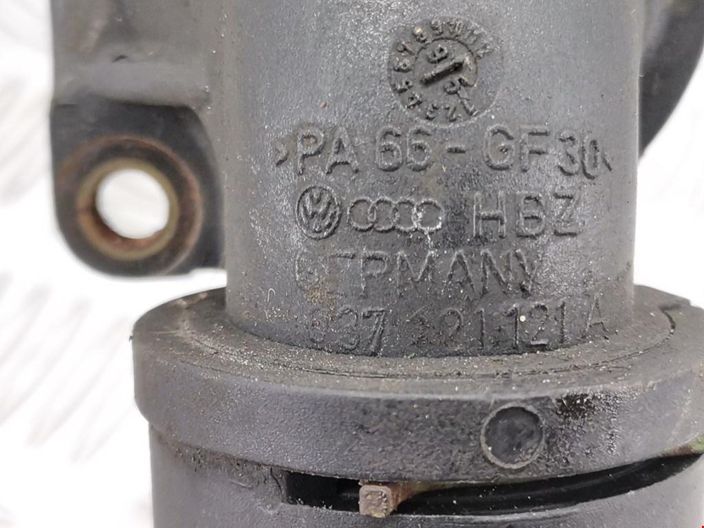 Корпус термостата VOLKSWAGEN Golf III 1991-1997