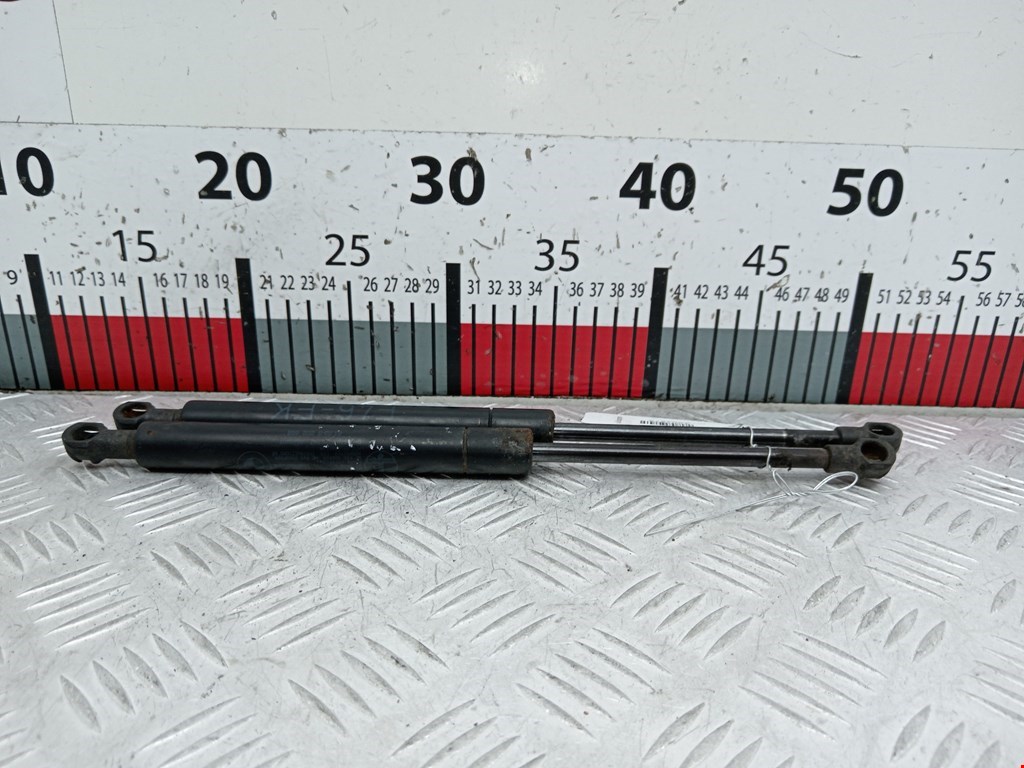 Амортизатор капота BMW 3-Series (E46) (1998-2007)