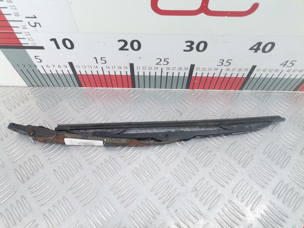 Поводок дворника задний (заднего) AUDI A4 B5 1995-2001