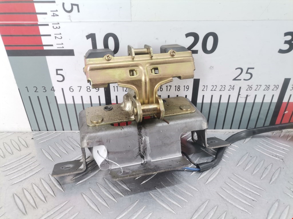 Замок багажника (крышки двери) OPEL Frontera B 1998-2004